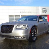 2015 Chrysler 300 S w/ Leather Seats