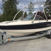 2012 Bayliner 185 Bow Rider White