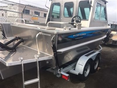 2017 Silver Streak Boats 18.5FT Cabin (Challenger)