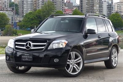 2010 Mercedes-Benz GLK350 4matic *Sport Pkg, Premium Pkg*