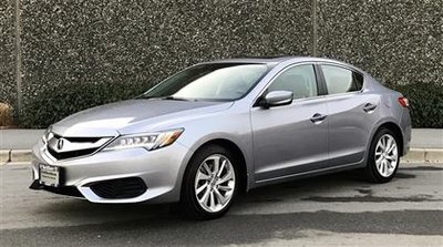 2016 Acura ILX Technology LOW KMS! AS NEW!