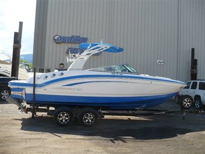 2017 Chaparral 246 SSI Surf