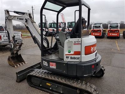 2016 Bobcat E35I