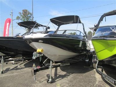 2017 Scarab 195 HO Platinum