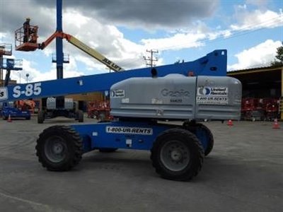 2008 Genie S85 4x4 Diesel Boom, 8' Basket