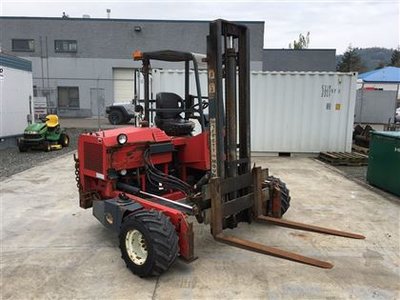 2004 Moffett M4000